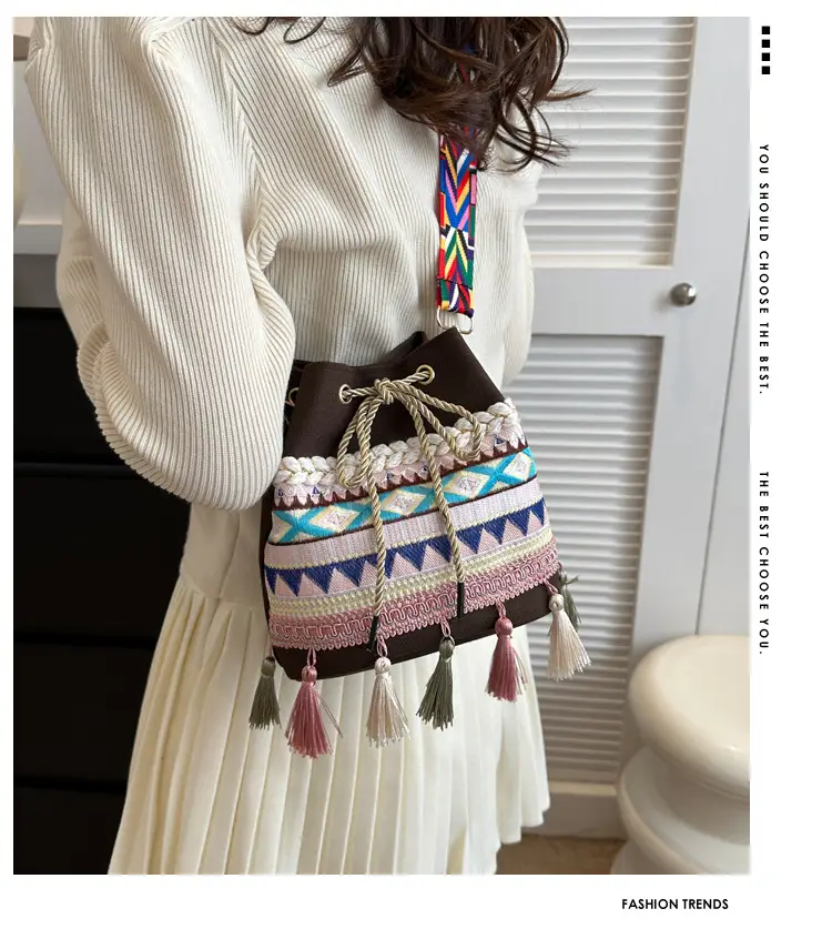 2023 Korean Style Tassel Crossbody Bag Brown — feature 1