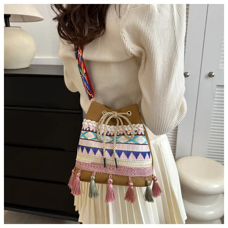 2023 Korean Style Tassel Crossbody Bag Brown — feature 27