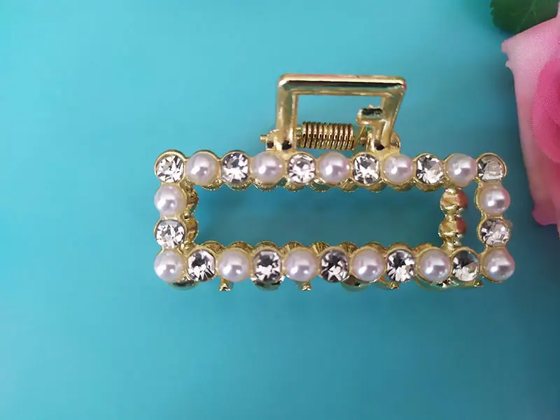 Korean Pearl Hairpin with Rhinestones Grip - Image 14