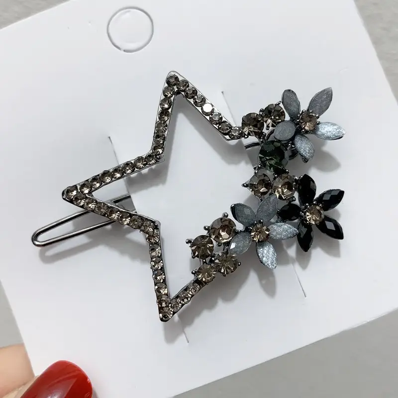 Star Shaped Rhinestone Hairpin Clip for Girls - Image 4