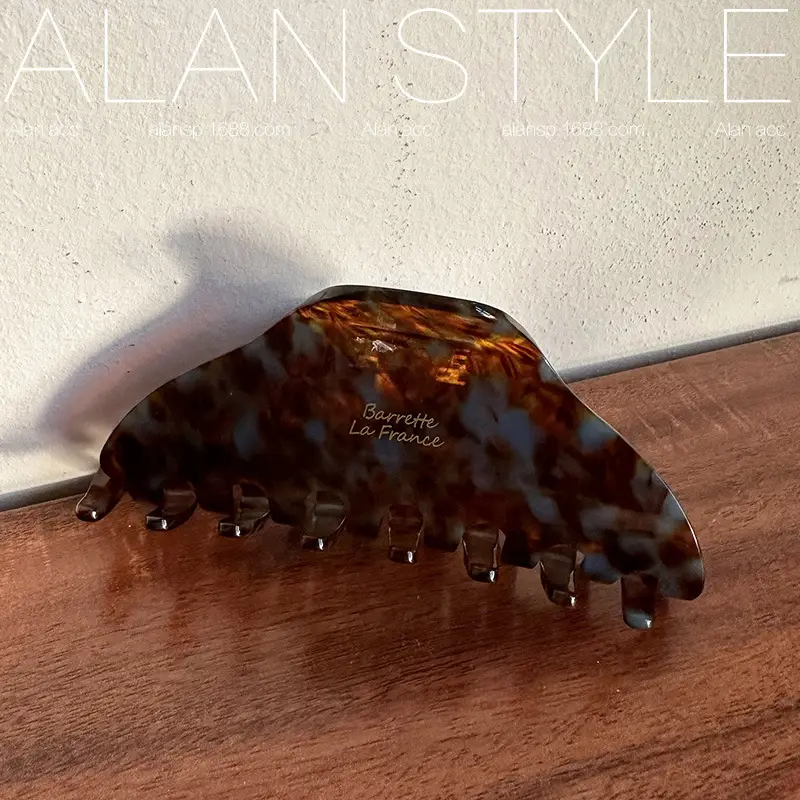 Maillard Dark Brown Shark Hairpin Clip for Women - Image 3