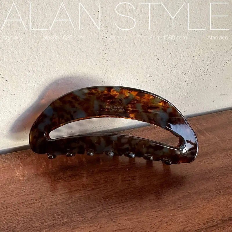 Maillard Dark Brown Shark Hairpin Clip for Women - Image 4