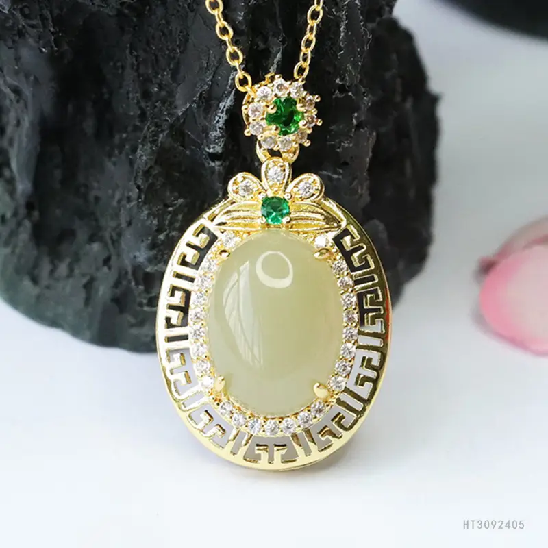 Guan Yu Jade Pendant Necklace Green Emerald Gold Plated — feature 7