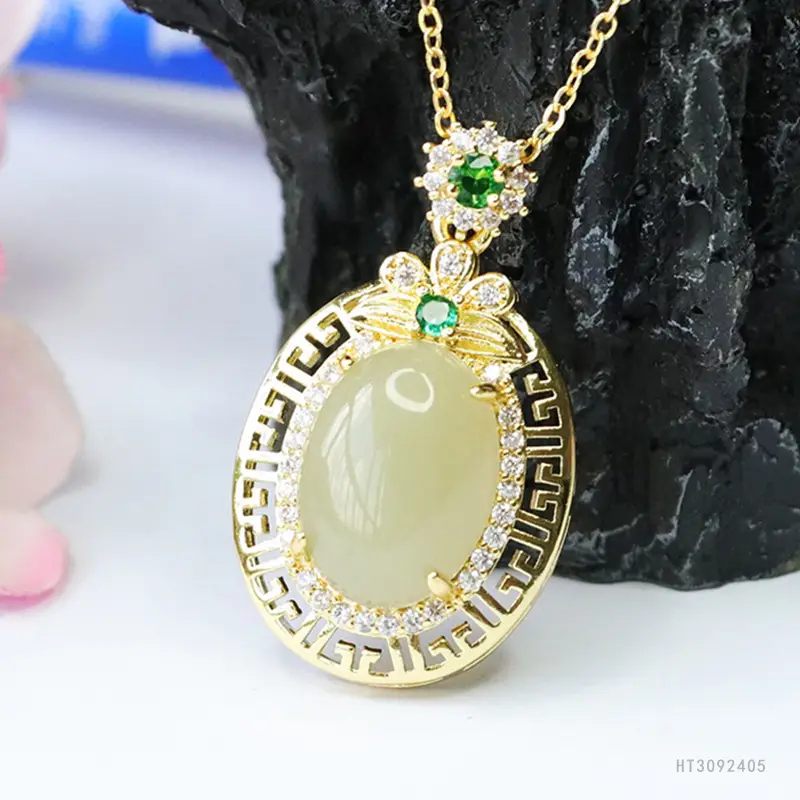 Guan Yu Jade Pendant Necklace Green Emerald Gold Plated — feature 8