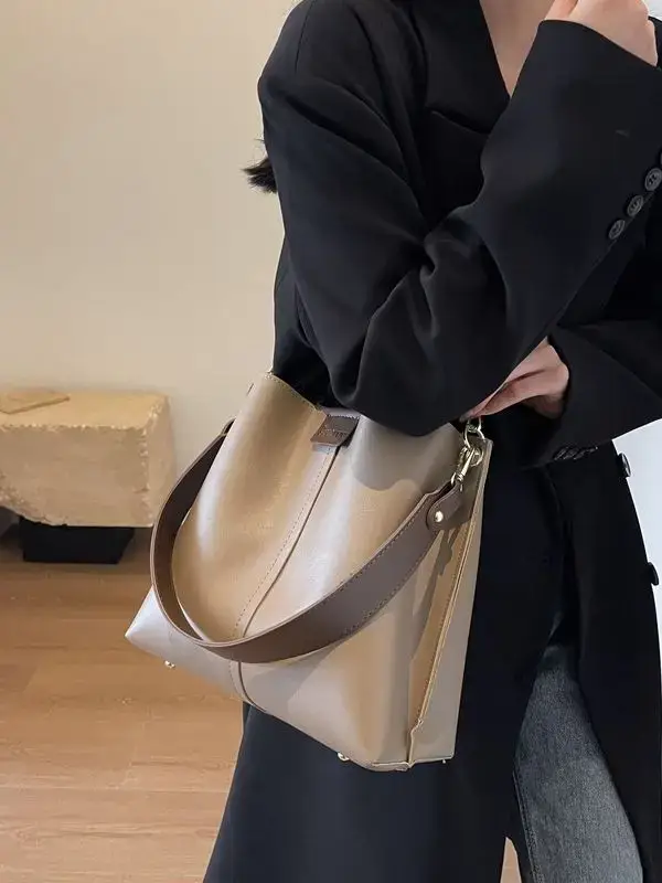 Women's Large Capacity Shoulder Bag Cream Brown Gold - Image 3