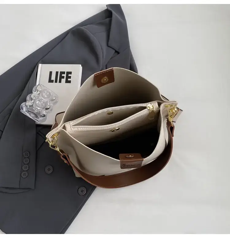 Women's Large Capacity Shoulder Bag Cream Brown Gold — feature 41