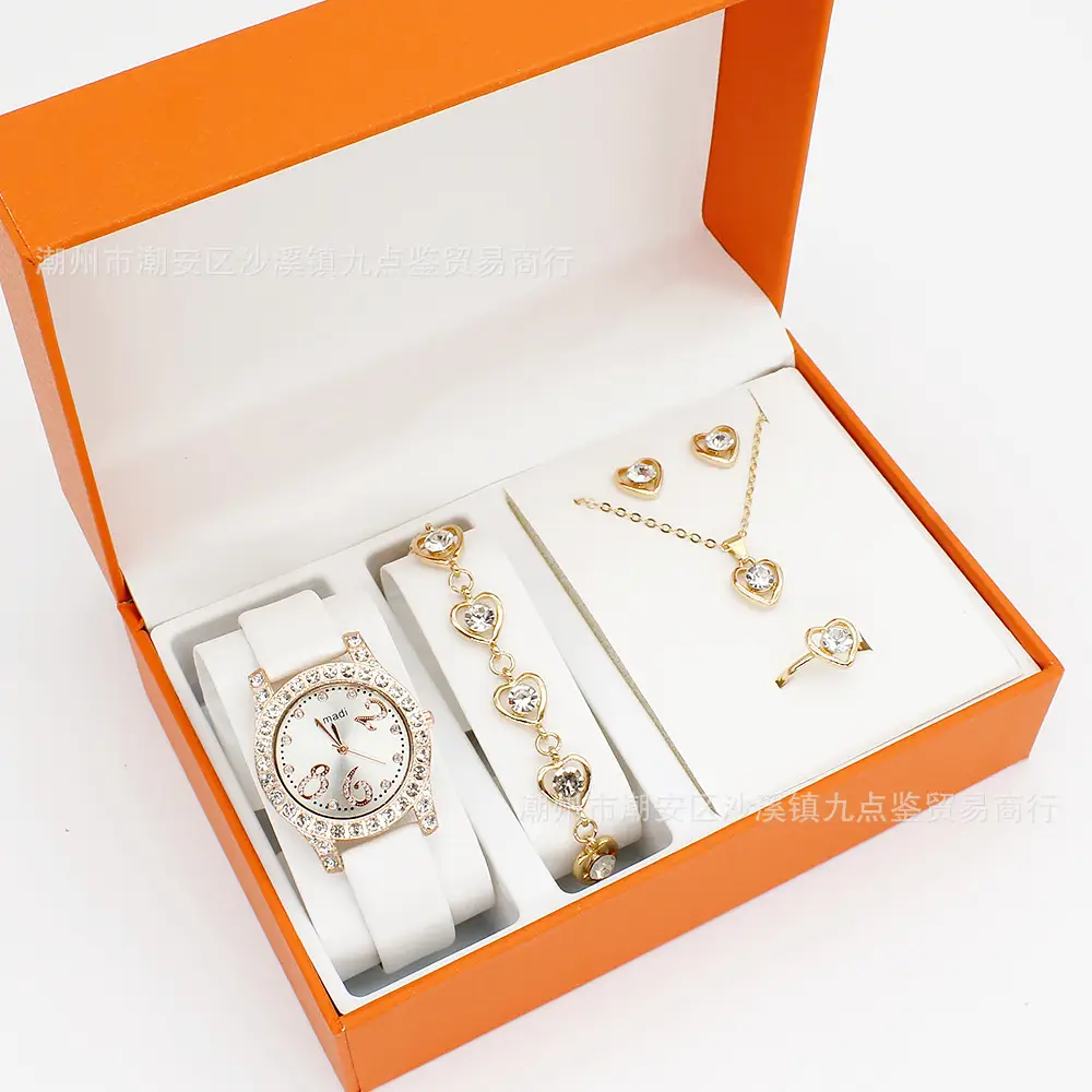 Women's Diamond-Embedded Bracelet Watch Set with Necklace — feature 6