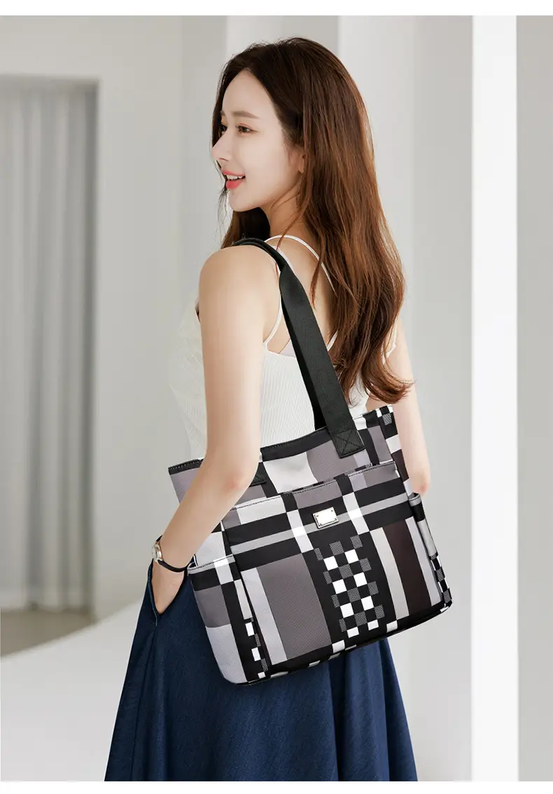 Women's 2023 New Fashion Plaid Tote Bag Oxford Cloth — feature 13