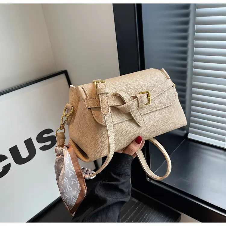 Women's Brown Leather Shoulder Crossbody Bag 2026 — feature 19