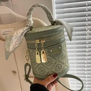 Women's Brown Leather Shoulder Crossbody Bag 2026 — feature 2