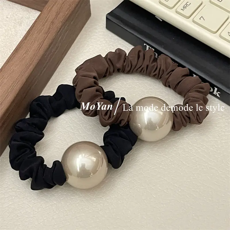 Elegant Pearl Hair Rope with Brown & Black Colors — feature 13