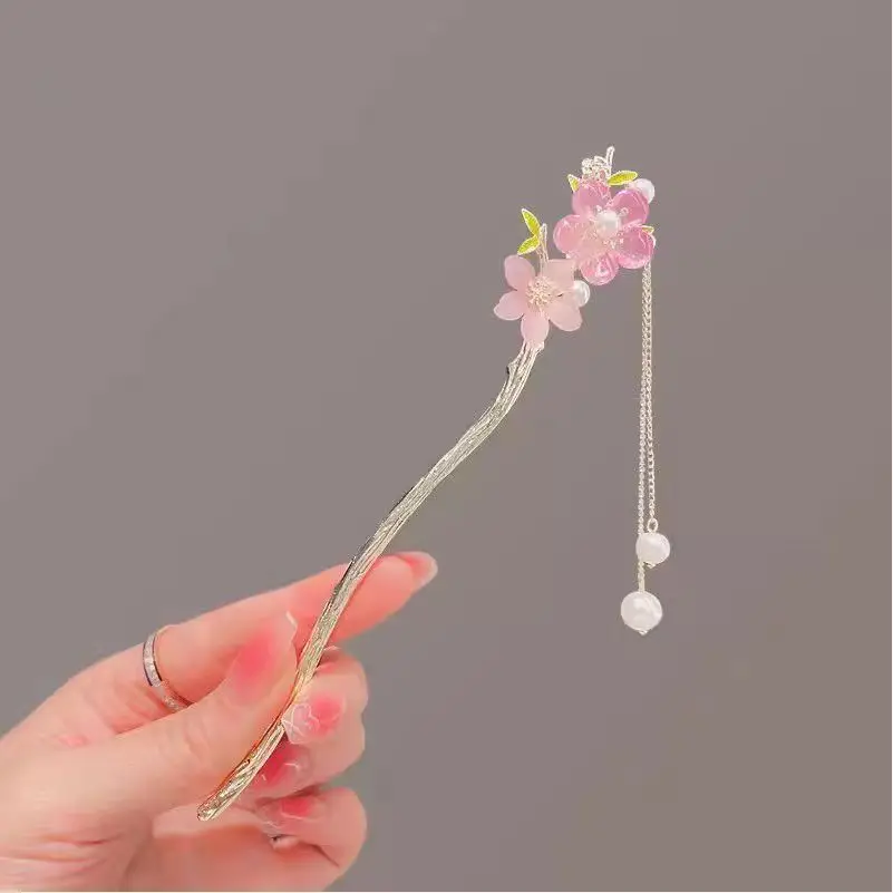Chinese Style Hairpin with Pearl Drop for Women - Image 4