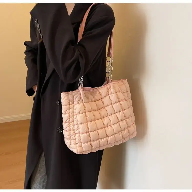 Women's Black Quilted Shoulder Bag 2026 New Trendy — feature 18