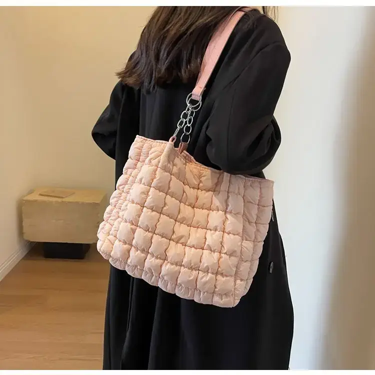 Women's Black Quilted Shoulder Bag 2026 New Trendy — feature 26