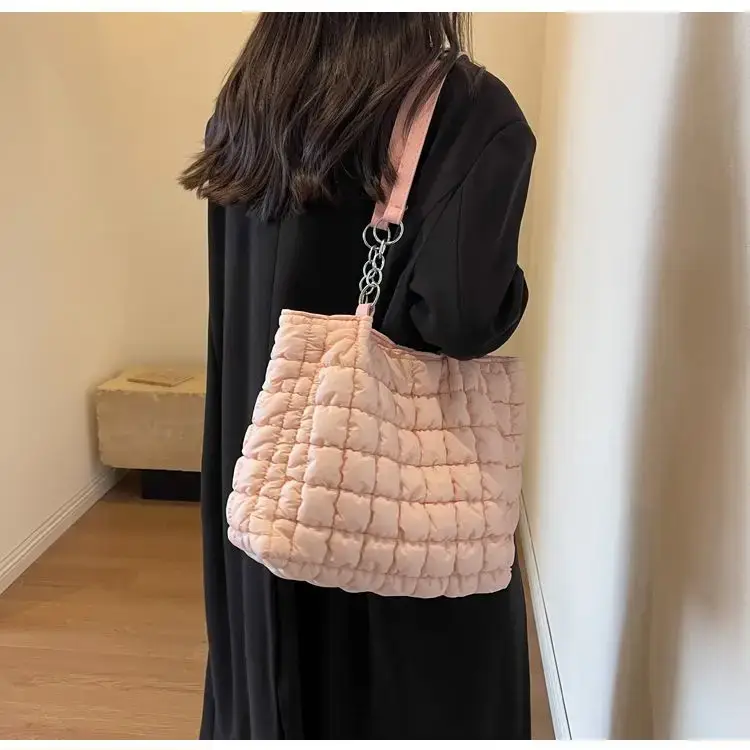 Women's Black Quilted Shoulder Bag 2026 New Trendy — feature 27