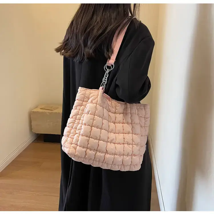 Women's Black Quilted Shoulder Bag 2026 New Trendy — feature 28