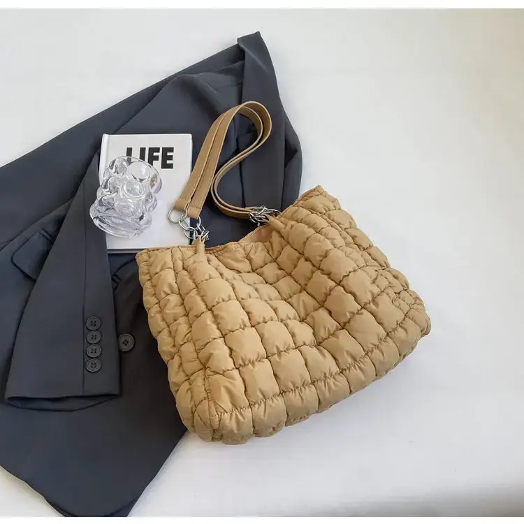 Women's Black Quilted Shoulder Bag 2026 New Trendy — feature 32