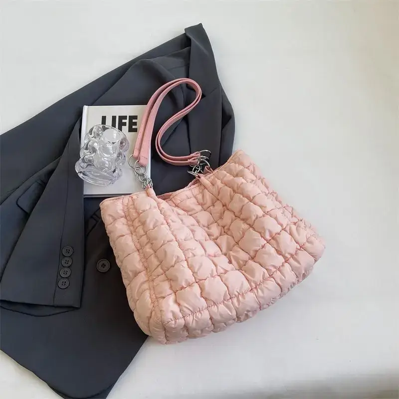 Women's Black Quilted Shoulder Bag 2026 New Trendy - Image 4