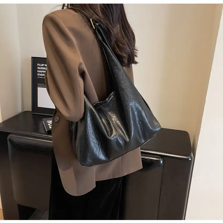 Brown Textured Crossbody Bag for Women Autumn 2026 — feature 26