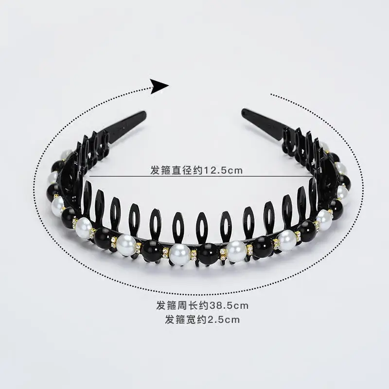 Pearl Hairband with Toothed Design for Women - Image 6