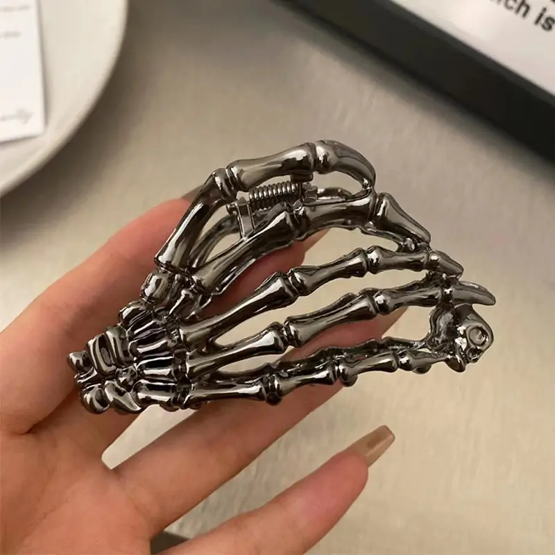 Skull Claw Hairpin for Women High End Hair Accessory — feature 5