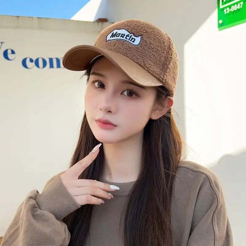 Lamb Plush Beige Baseball Cap for Men Winter - Image 7