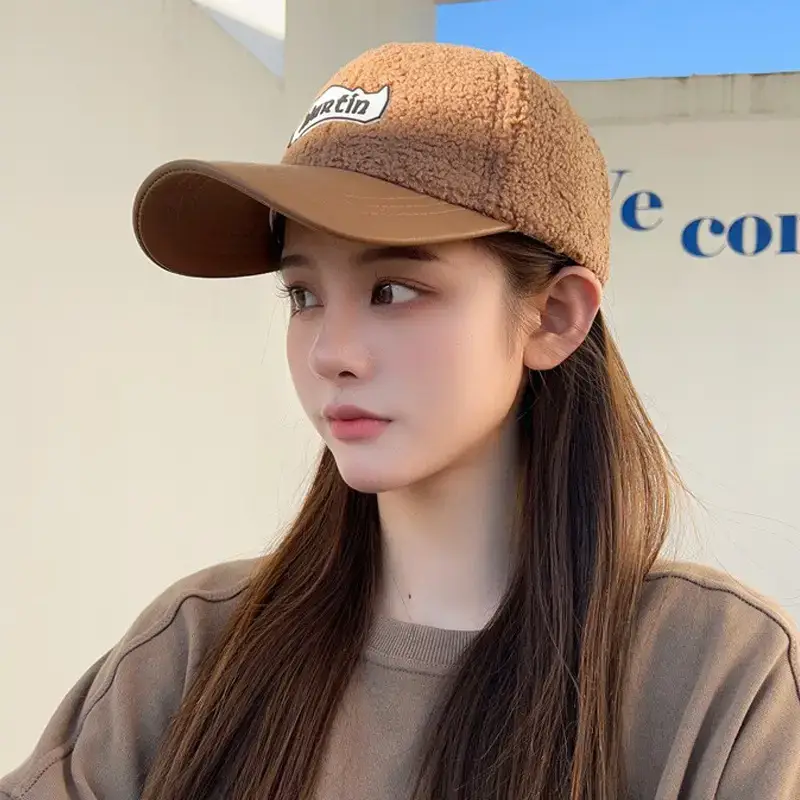 Lamb Plush Beige Baseball Cap for Men Winter - Image 3