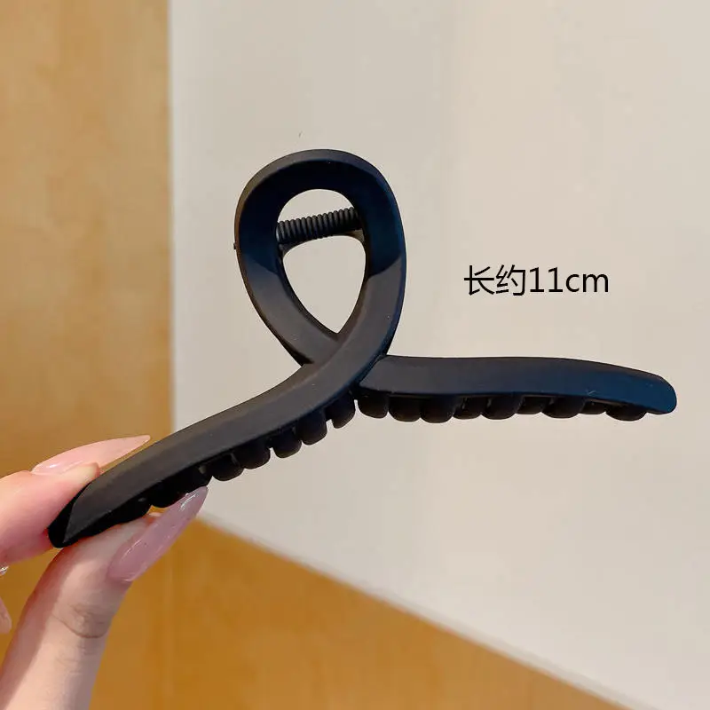 Large cross matte black (about 11cm)
