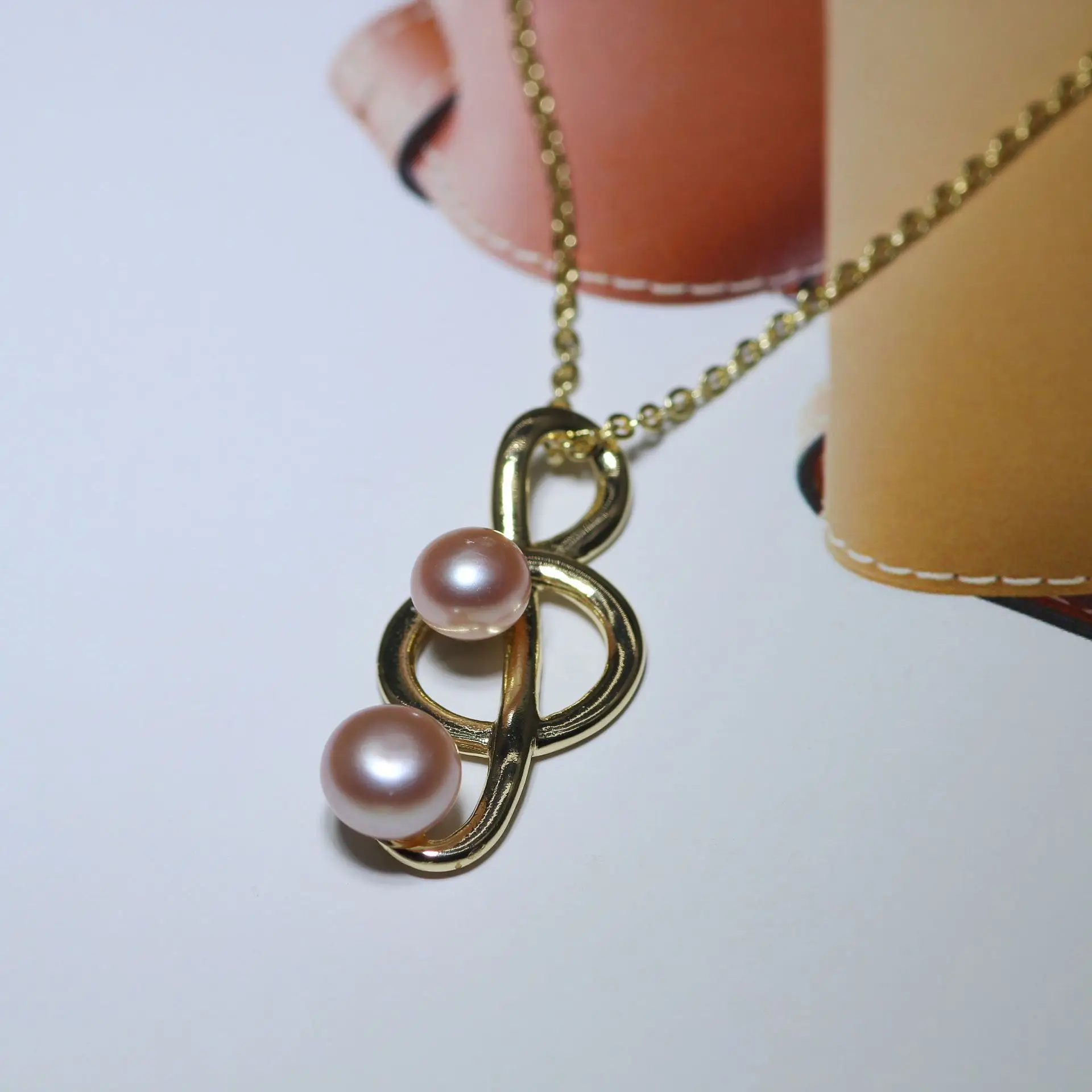 Dan Tao Pearl Earrings Necklace Set Gold Finish — feature 5