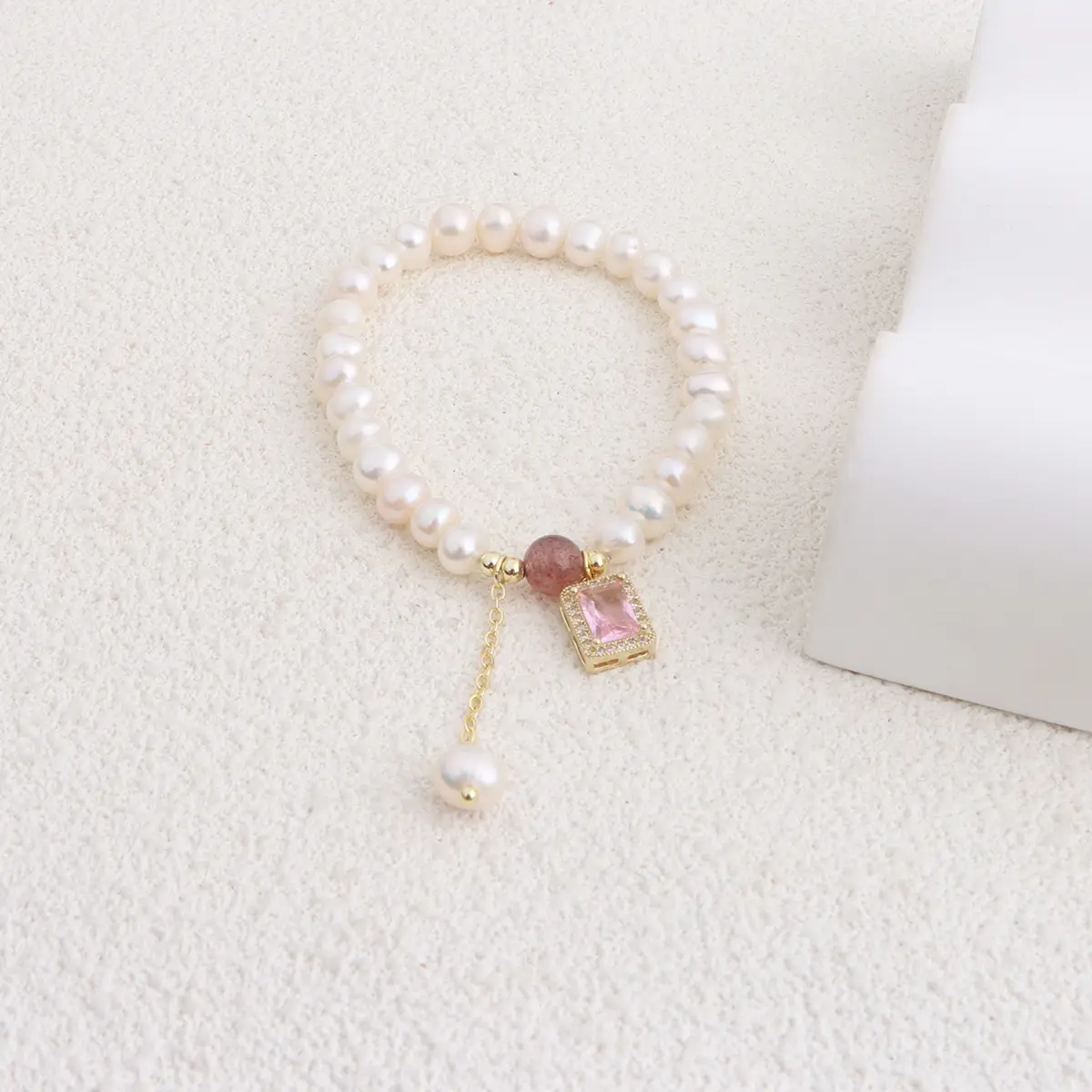 Natural Freshwater Pearl Bracelet Love Heart Design — feature 20