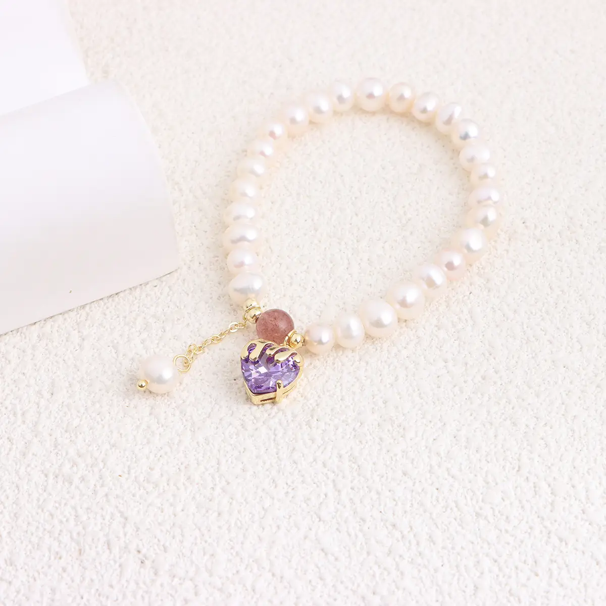 Natural Freshwater Pearl Bracelet Love Heart Design — feature 35