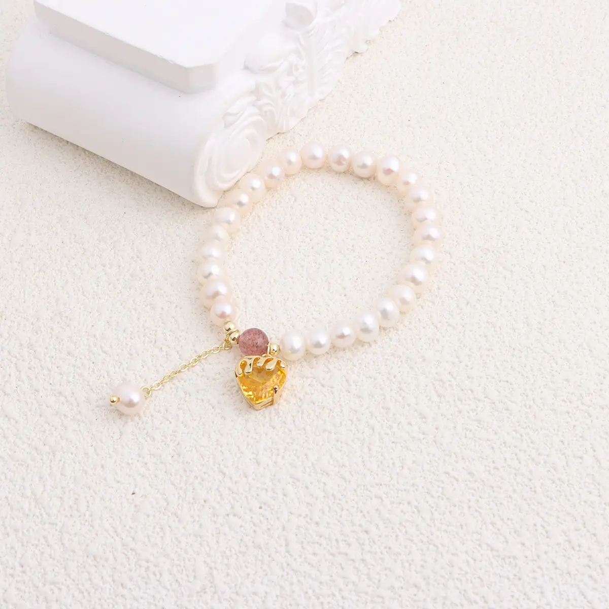 Natural Freshwater Pearl Bracelet Love Heart Design — feature 38