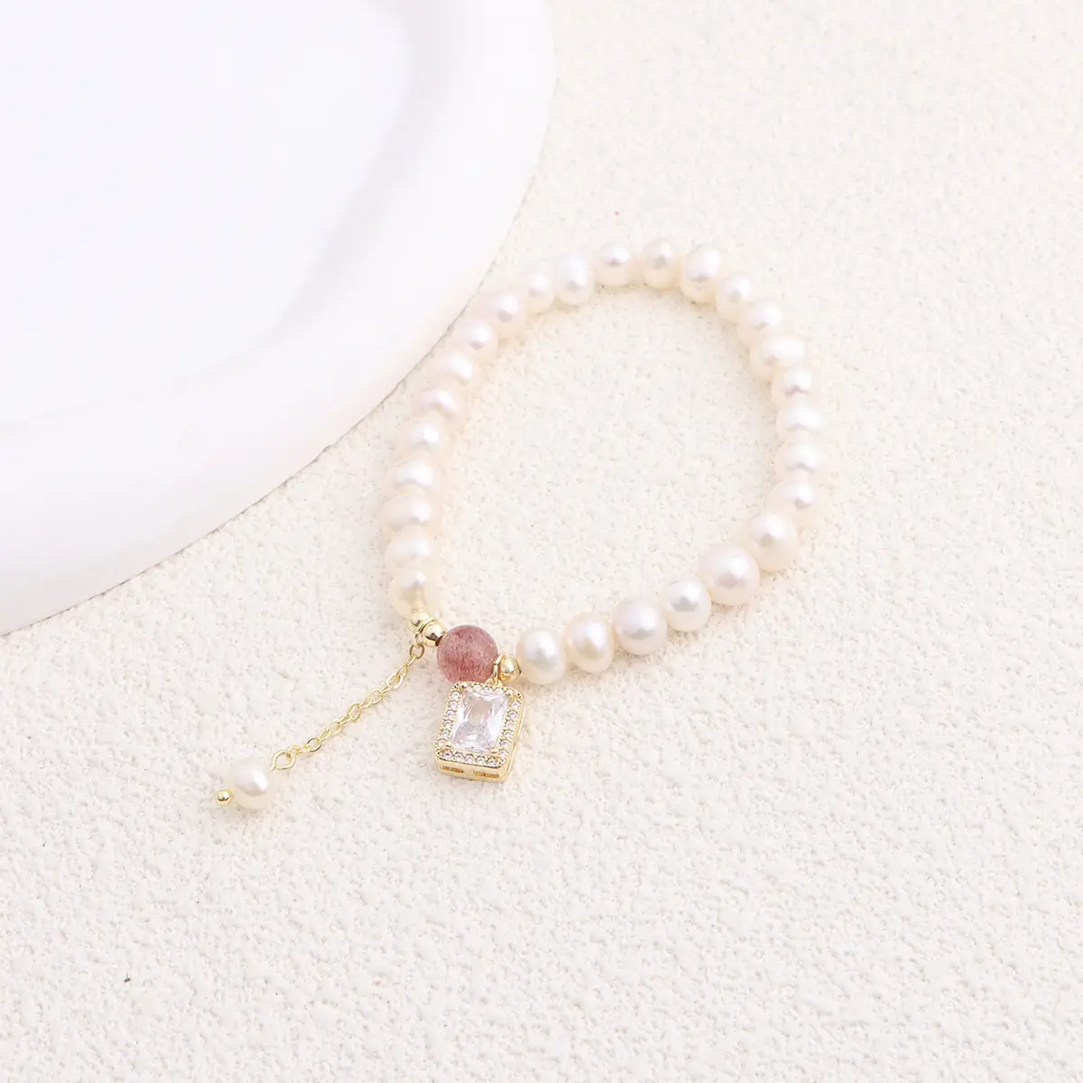 Natural Freshwater Pearl Bracelet Love Heart Design — feature 42