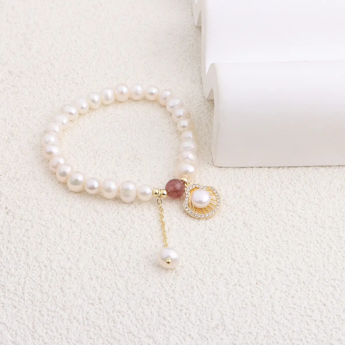 Natural Freshwater Pearl Bracelet Love Heart Design — feature 43