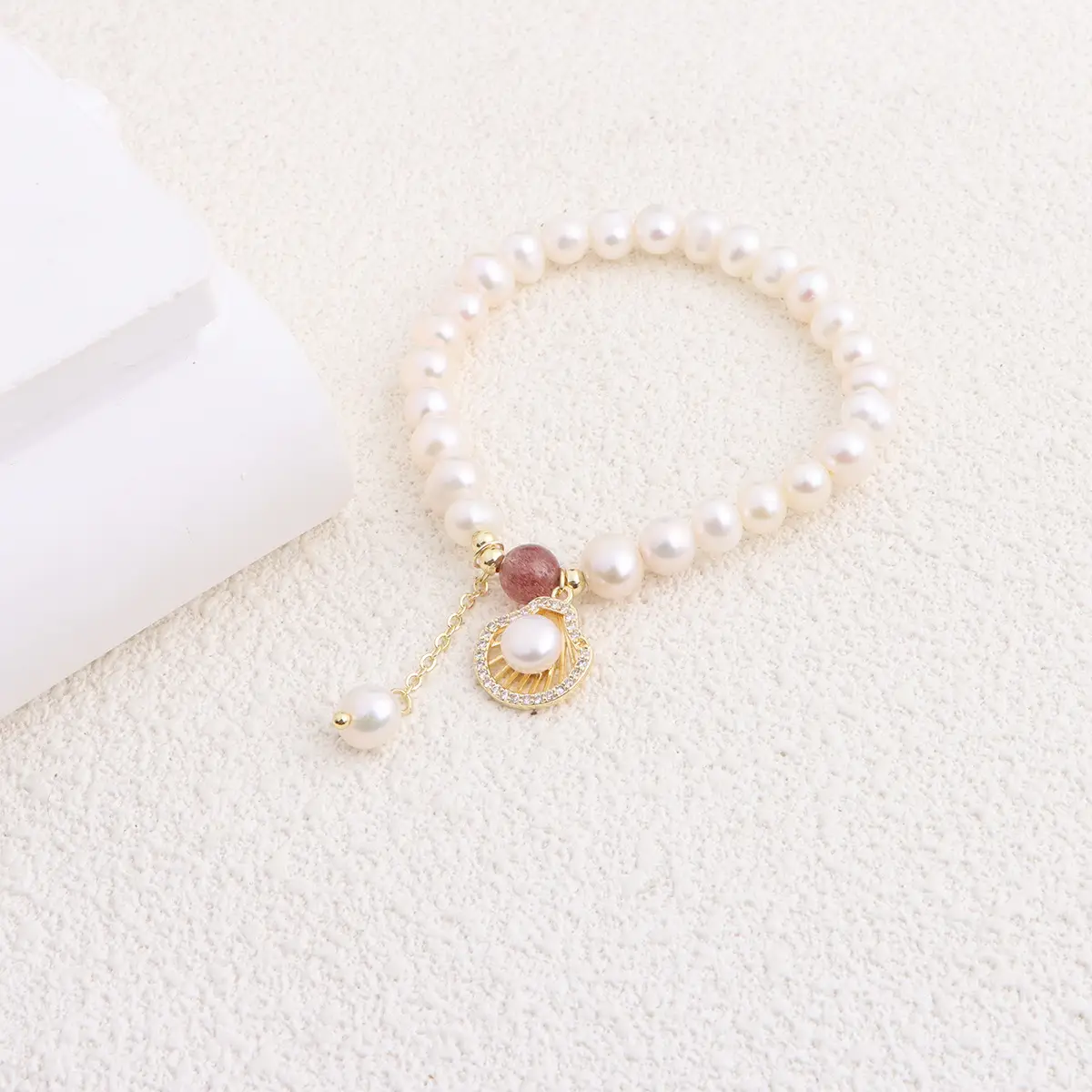 Natural Freshwater Pearl Bracelet Love Heart Design — feature 44