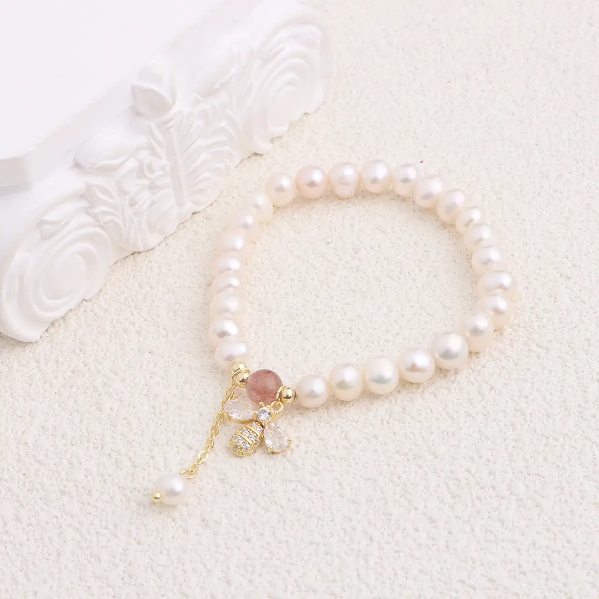 Natural Freshwater Pearl Bracelet Love Heart Design — feature 48