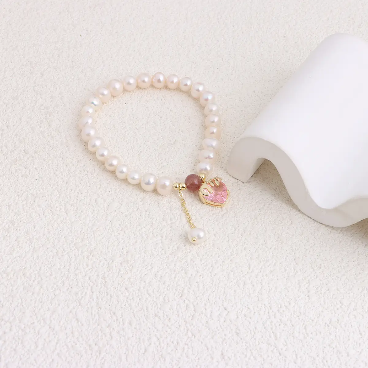 Natural Freshwater Pearl Bracelet Love Heart Design - Image 8