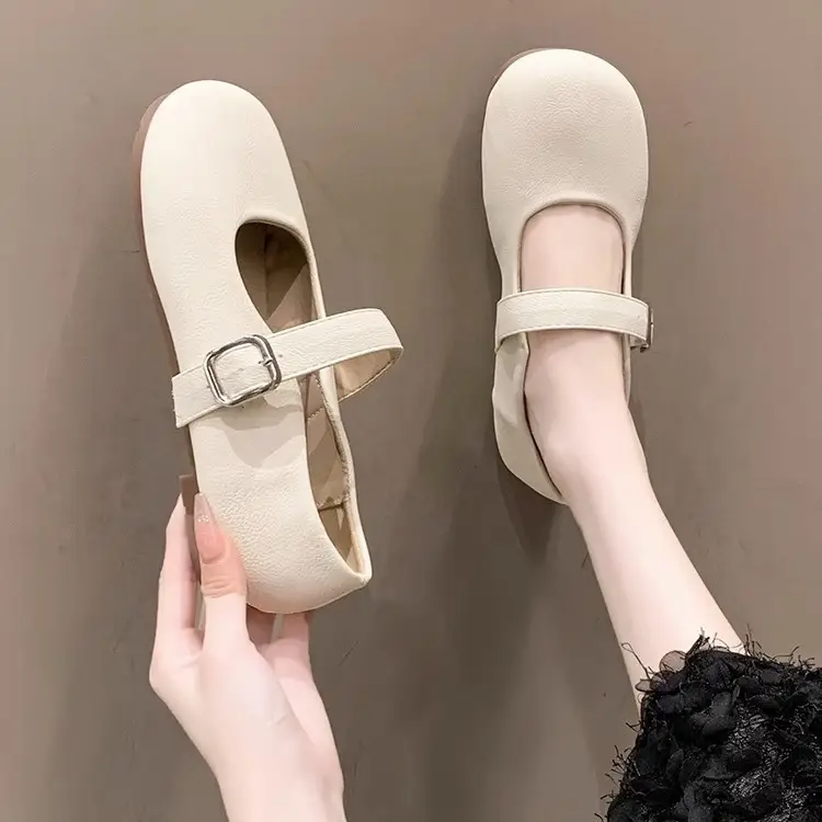 Mary Jane Shoes Women's Flat Shoes 2025 Spring and Autumn New Shallow Mouth Granny Shoes Gentle Style with Skirt Small Leather Shoes - Image 4