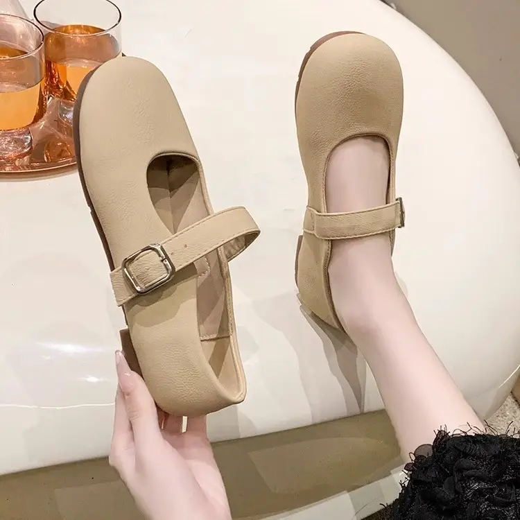 Mary Jane Shoes Women's Flat Shoes 2025 Spring and Autumn New Shallow Mouth Granny Shoes Gentle Style with Skirt Small Leather Shoes - Image 6