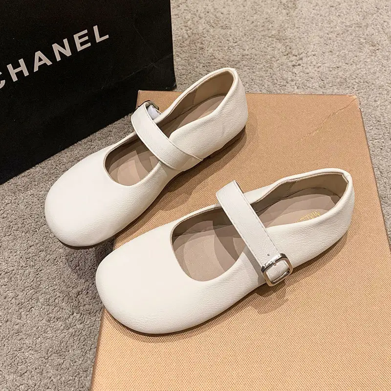 Mary Jane Shoes Women's Flat Shoes 2025 Spring and Autumn New Shallow Mouth Granny Shoes Gentle Style with Skirt Small Leather Shoes - Image 2