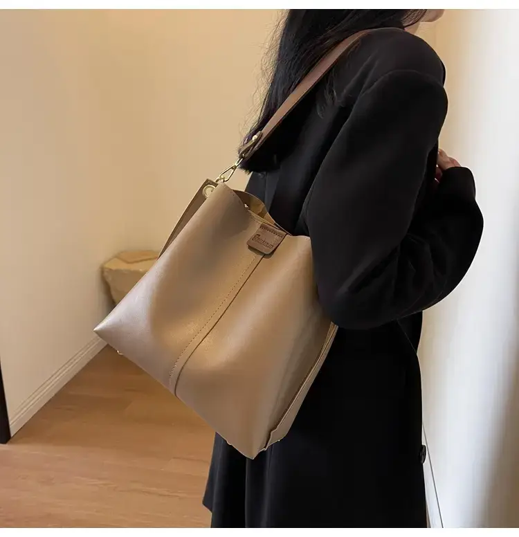 Women's Brown Leather Bucket Bag 2023 New Fashion — feature 20
