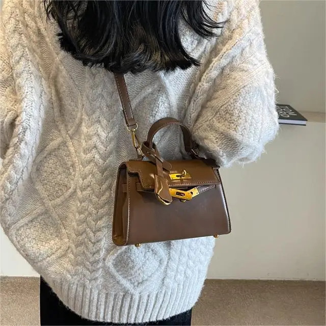 Women Retro Platinum Shoulder Bag 2023 Winter - Image 5