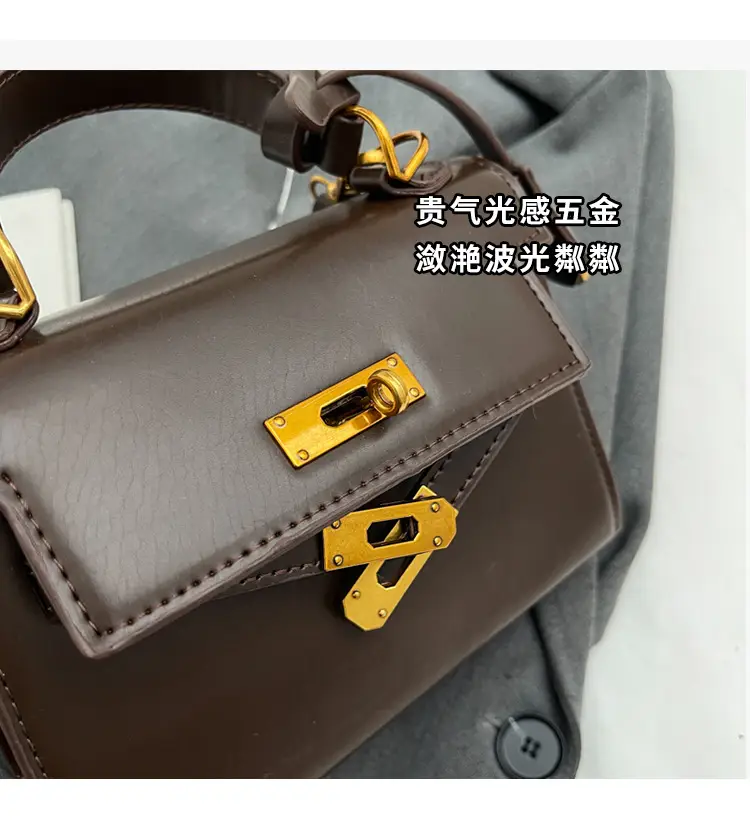 Women Retro Platinum Shoulder Bag 2023 Winter — feature 5