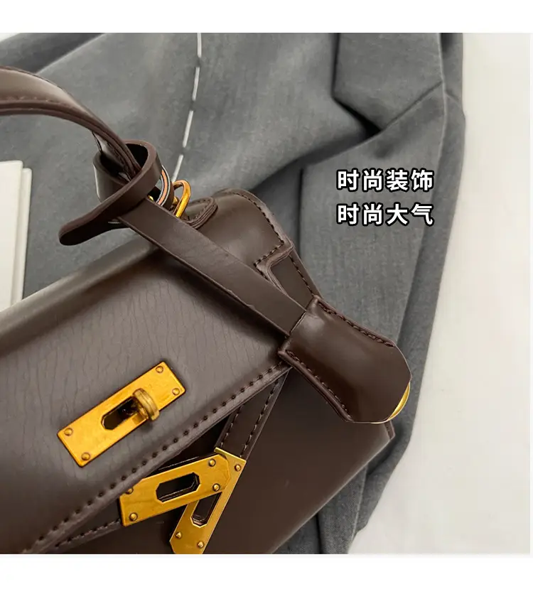 Women Retro Platinum Shoulder Bag 2023 Winter — feature 7