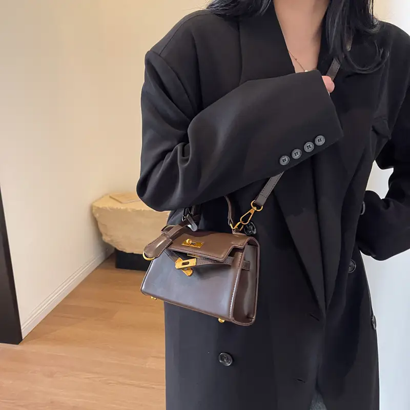 Women Retro Platinum Shoulder Bag 2023 Winter - Image 2