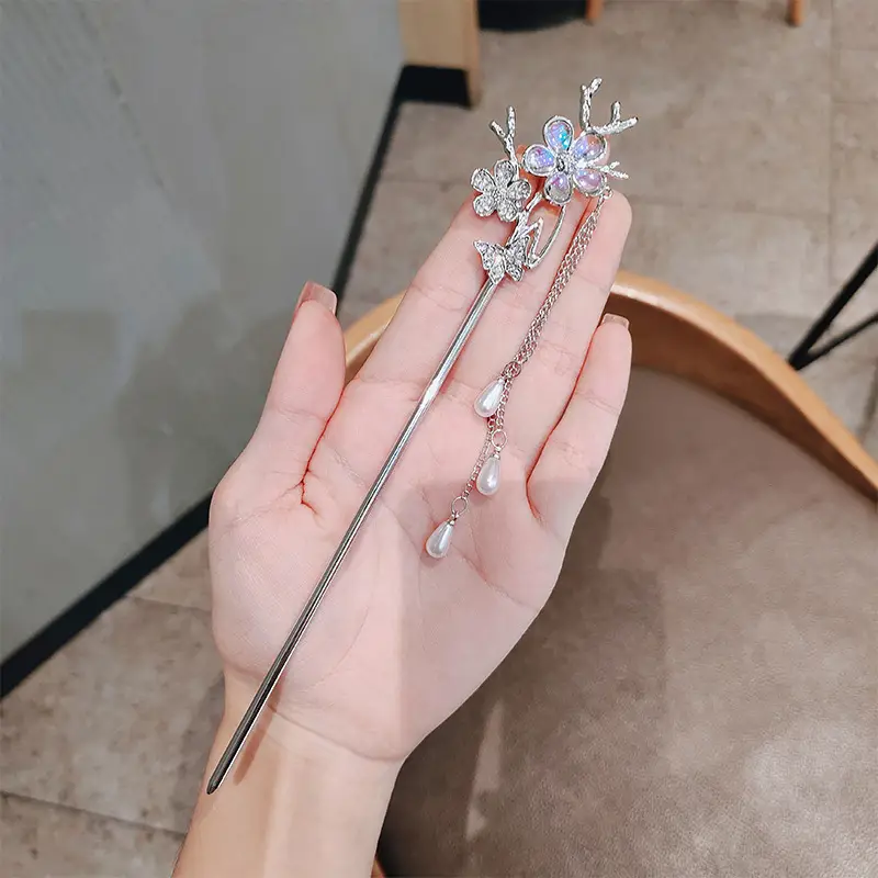 Elegant Crystal Tassel Hairpin for Women