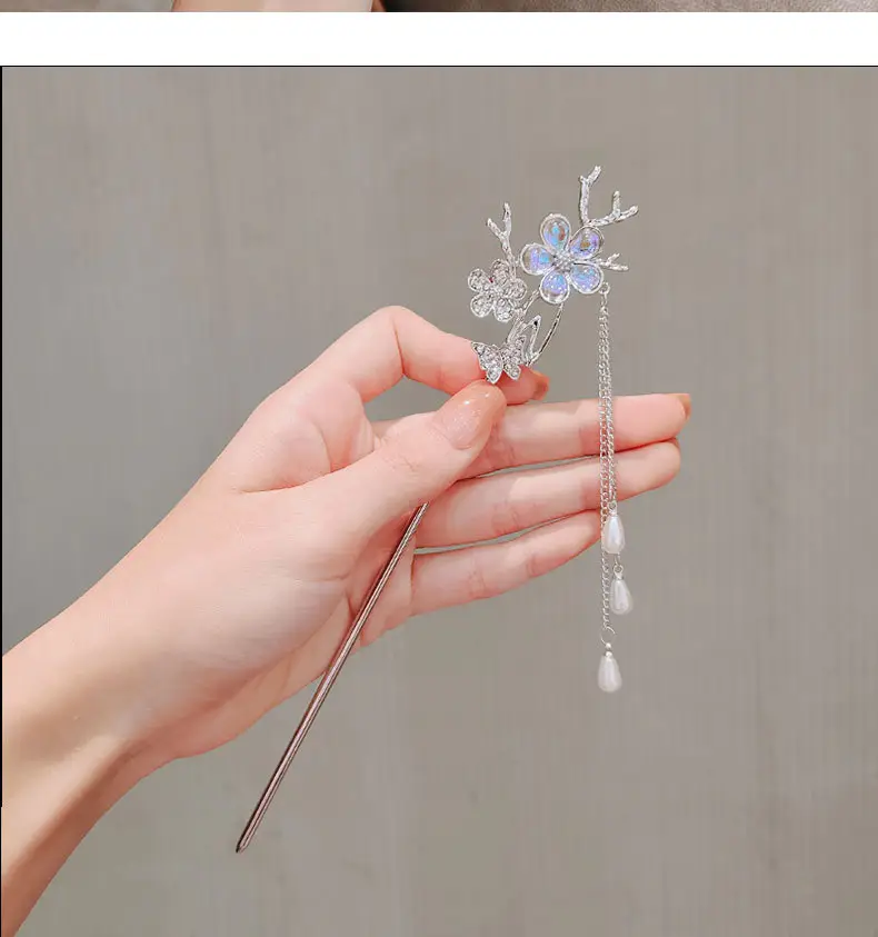 Elegant Crystal Tassel Hairpin for Women — feature 5