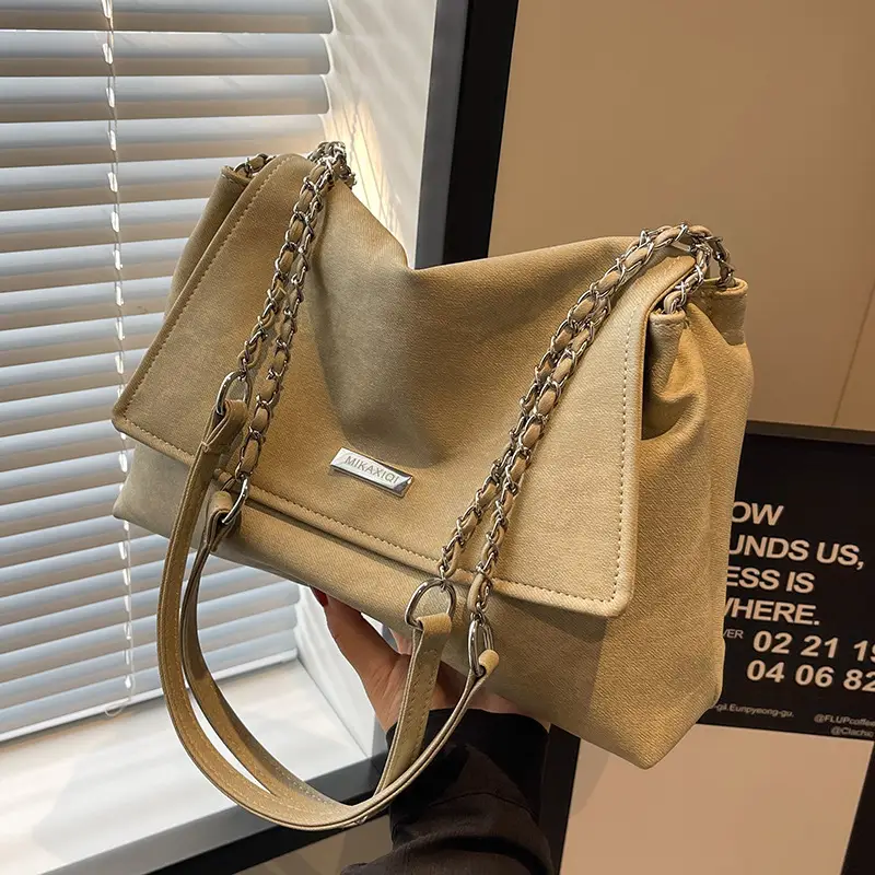 Women Vintage Chain Shoulder Bag Brown 2023 - Image 7