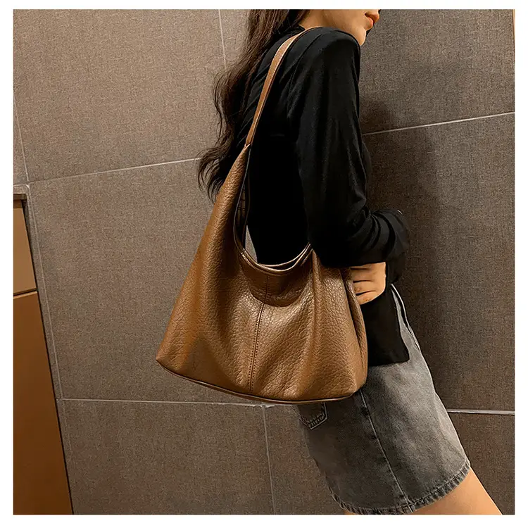 Textured Bucket Bag for Women Autumn 2026 — feature 27
