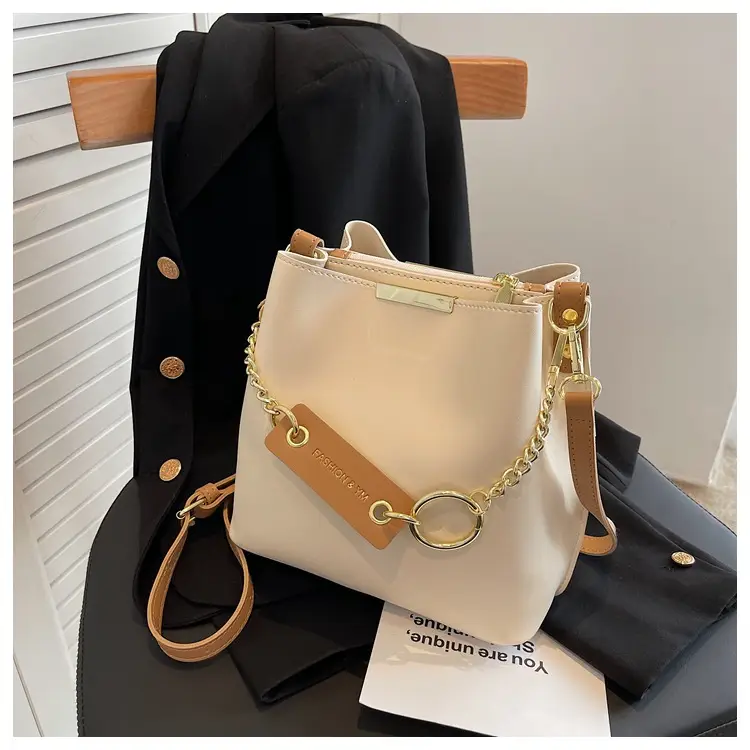 High-End Green Chain Shoulder Bag for Women — feature 22